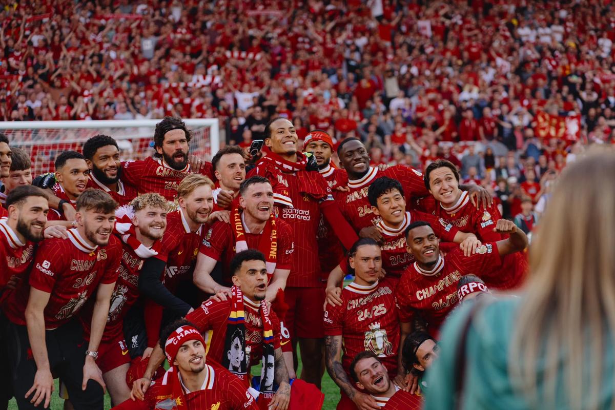 解说到了一个亚冠精英联赛的超巨失误…