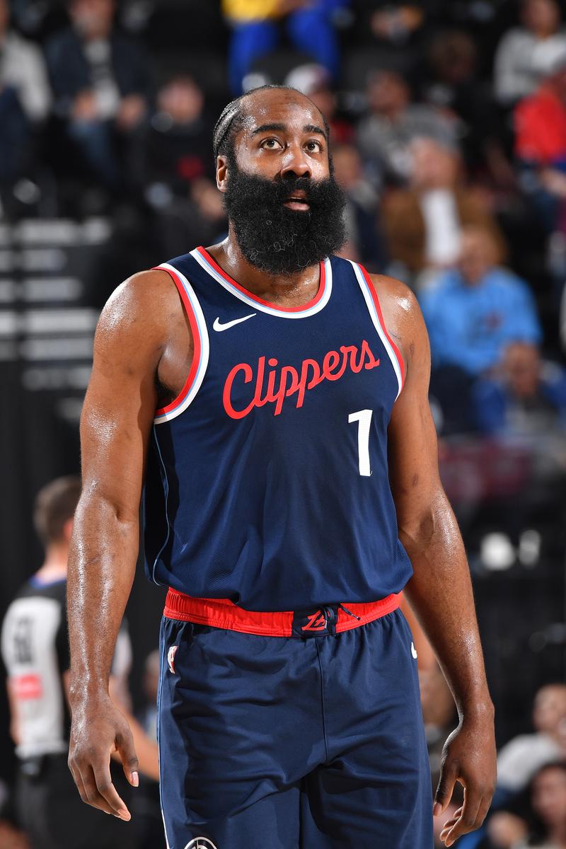 NBA：东契奇率队逆转掘金