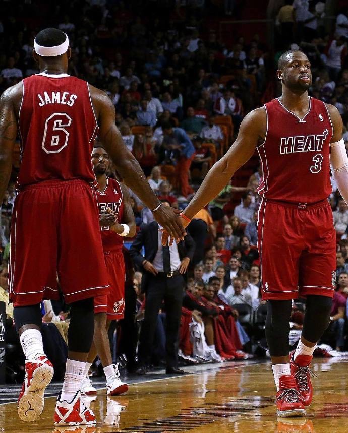 NBA：独行侠末节逆转 公牛痛失好局